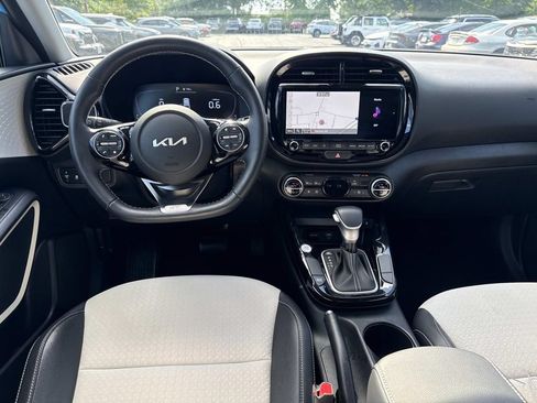 Used 2023 Kia Soul GT-Line FWD image 14