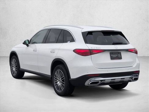 New 2026 Mercedes-Benz GLC 300 image 9