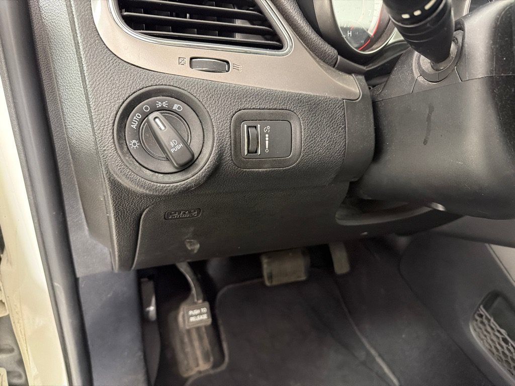 Used 2020 Dodge Journey Crossroad FWD image 15