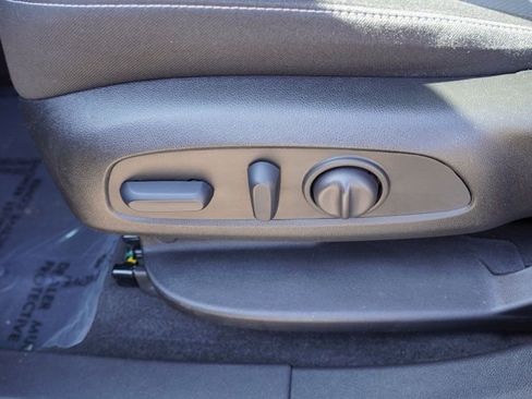 Certified 2025 Chevrolet Blazer LT image 21