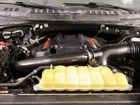 Used 2019 Ford F150 Raptor w/ Equipment Group 802A Luxury image 22