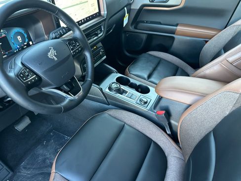 New 2025 Ford Bronco Sport Outer Banks w/ Outer Banks Tech Package+ image 10