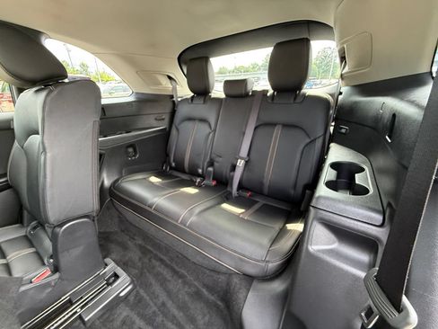 Used 2025 MAZDA CX-90 3.3 Turbo w/ Select Package AWD/4WD image 25