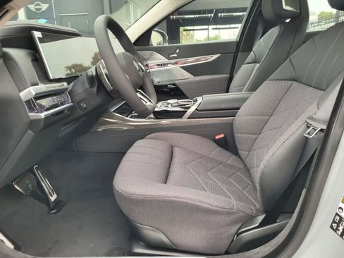 New 2025 BMW 760i xDrive 760i xDrive image 3