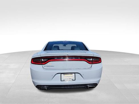 Certified 2022 Dodge Charger SXT w/ Leather Interior Group image 9