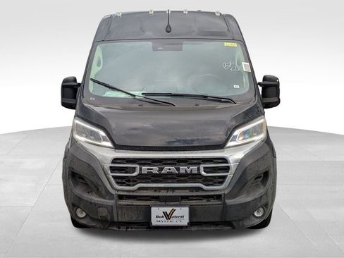 New 2025 RAM ProMaster 2500 w/ Quick Order Package 22G SLT image 8