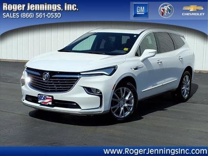 Used 2022 Buick Enclave Essence w/ Experience Buick Package