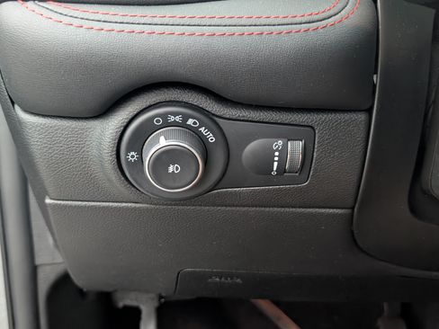 Used 2023 Dodge Durango GT AWD/4WD image 25