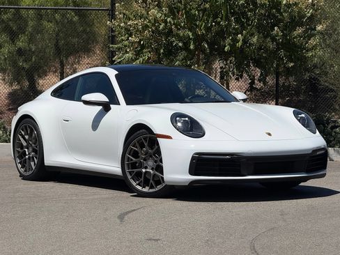 Certified 2021 Porsche 911 Carrera RWD image 9