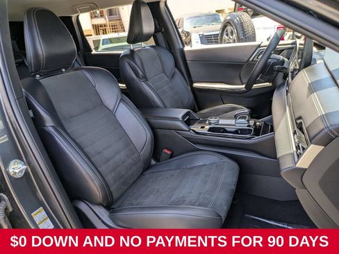Used 2025 Mitsubishi Outlander SE AWD/4WD image 27