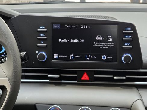 New 2026 Hyundai Elantra SE image 16