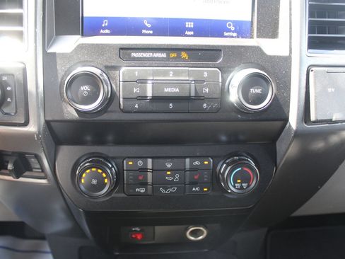 Used 2019 Ford F250 XLT AWD/4WD image 30