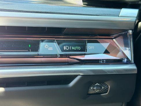 New 2026 BMW 760i xDrive image 36