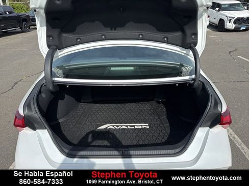 Used 2019 Toyota Avalon XSE w/ All Weather Liner Package image 27