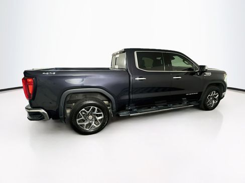 Used 2022 GMC Sierra 1500 SLT AWD/4WD image 10