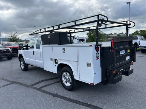 Used 2012 Ford F250 XL w/ PWR Equipment Group AWD/4WD image 5