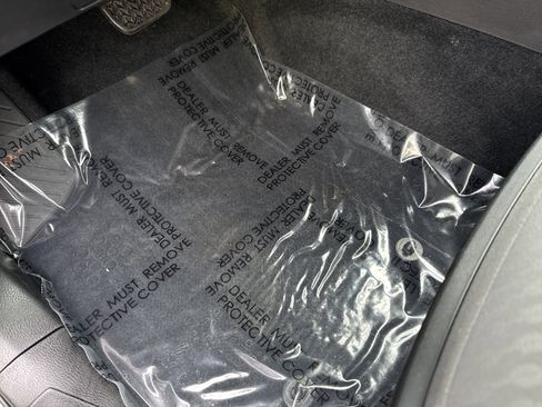 Used 2023 Toyota Tacoma SR5 w/ Technology Package image 17