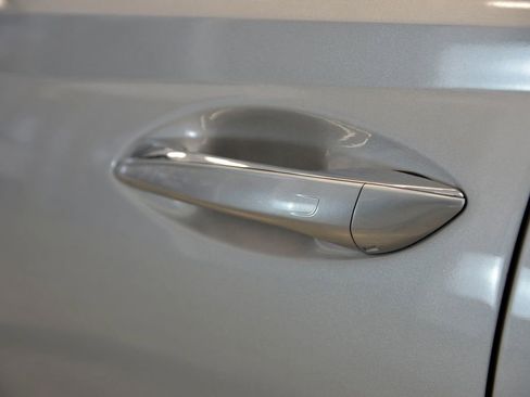 Used 2020 Hyundai Sonata SEL Plus w/ Tech Package image 13