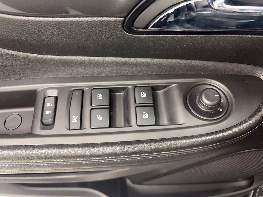 Used 2017 Buick Encore Sport Touring w/ Safety Package AWD/4WD image 13
