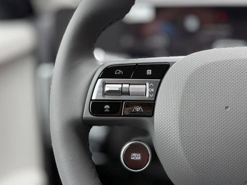 New 2026 Hyundai Ioniq 5 SEL image 11