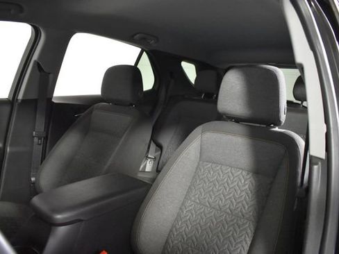 Used 2023 Chevrolet Equinox LT image 10