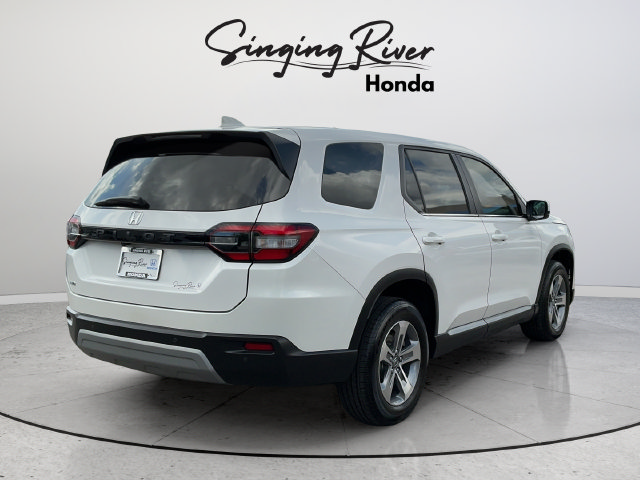 Used 2025 Honda Pilot EX-L image 7