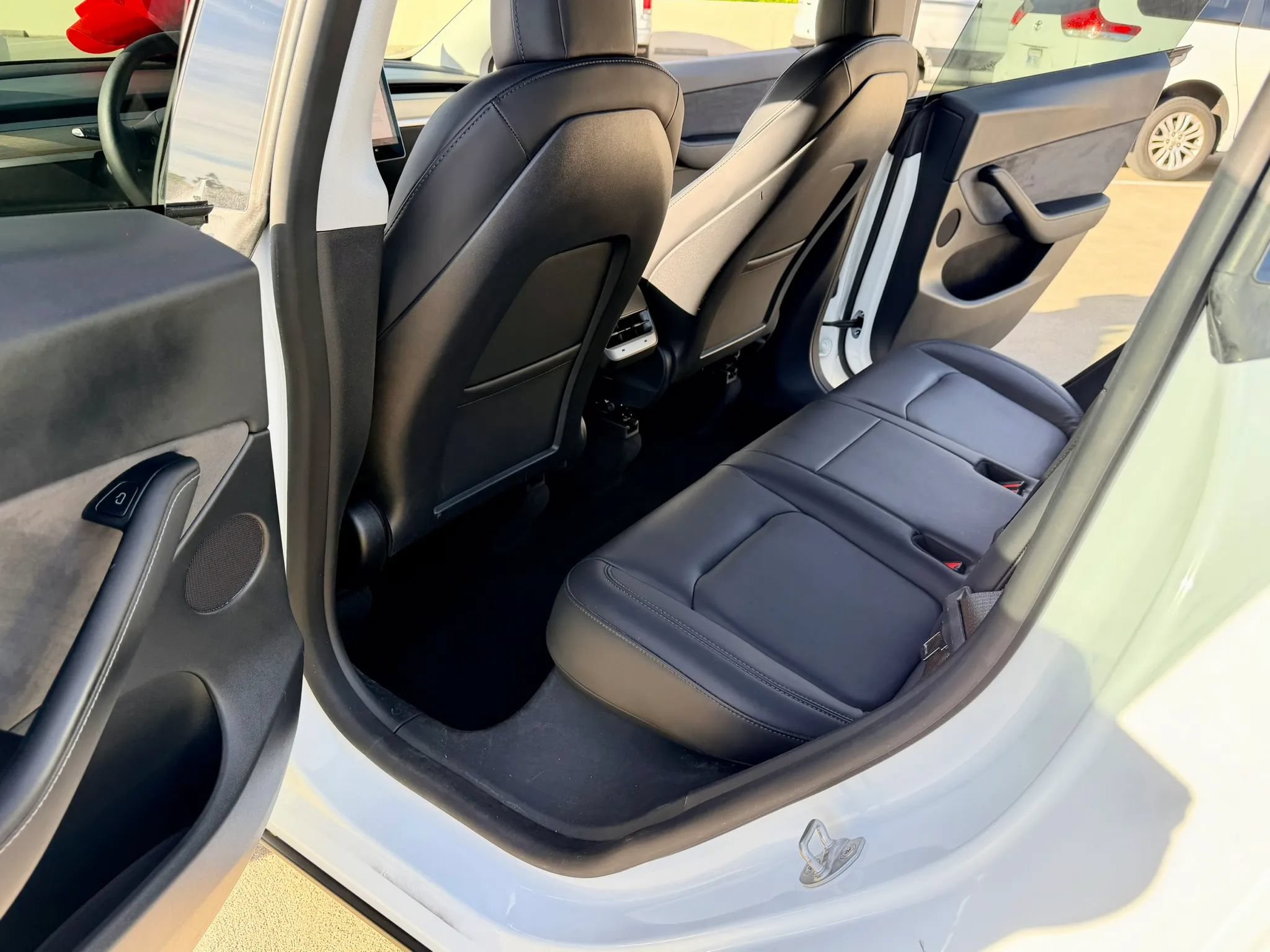 Used 2022 Tesla Model Y Performance AWD/4WD image 22