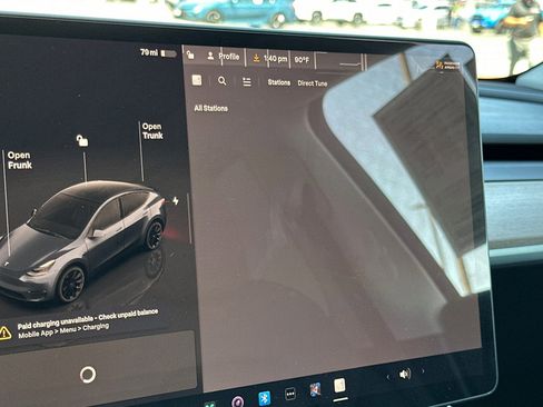 Used 2023 Tesla Model Y Long Range AWD/4WD image 17
