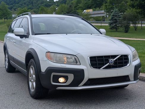 Used 2008 Volvo XC70 3.2 AWD/4WD image 2