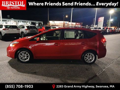 Used 2012 Toyota Prius V Two image 4