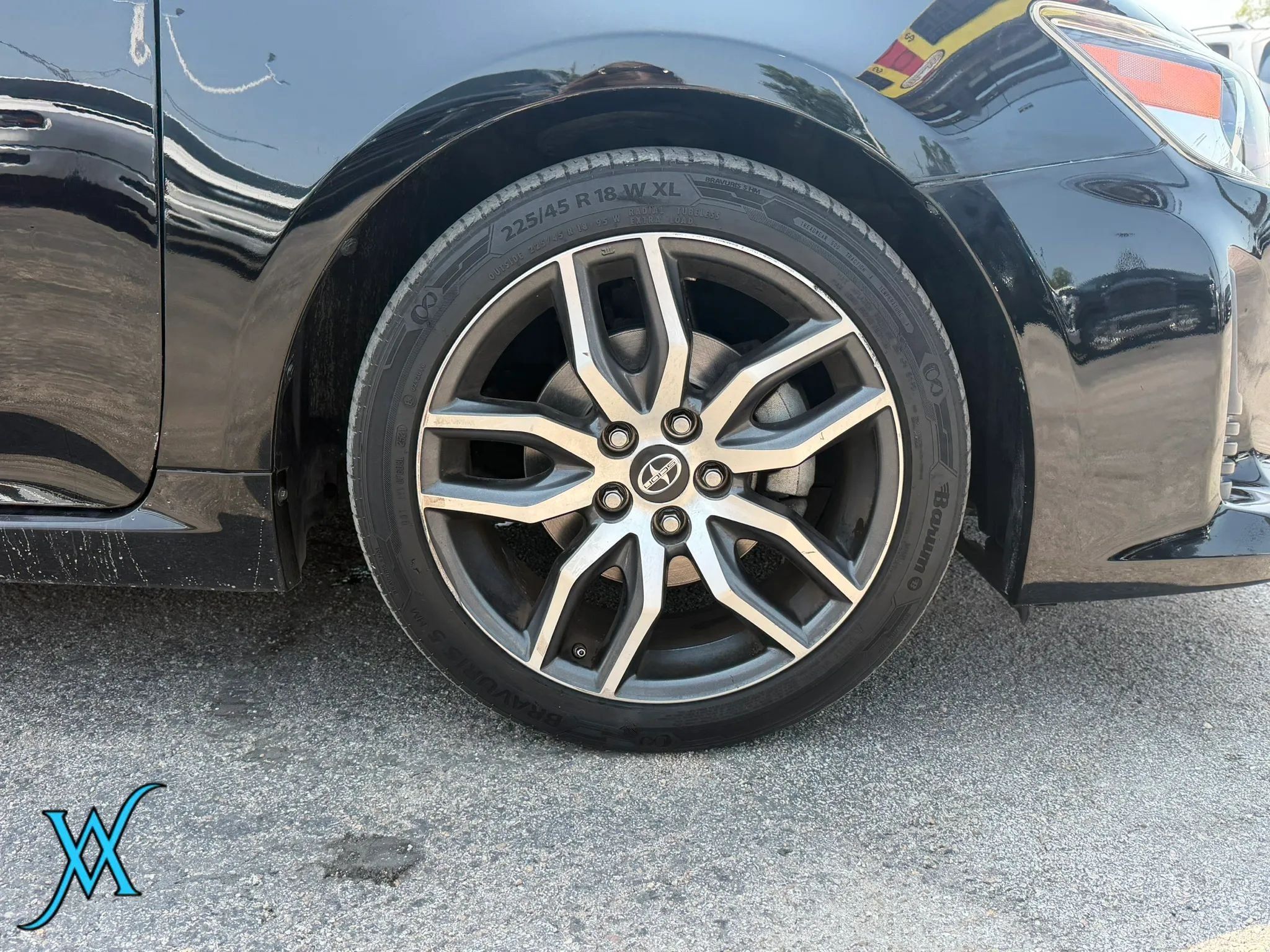 Used 2016 Scion tC FWD image 9