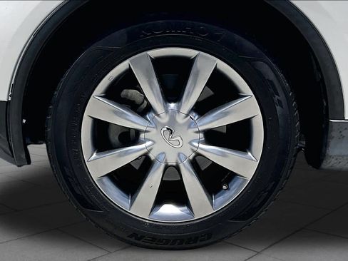 Used 2017 INFINITI QX50 2WD w/ Premium Plus Package image 10
