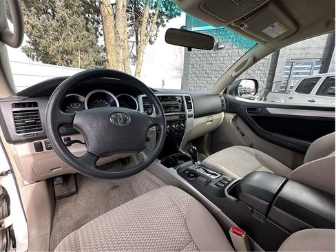 Used 2007 Toyota 4Runner SR5 image 14