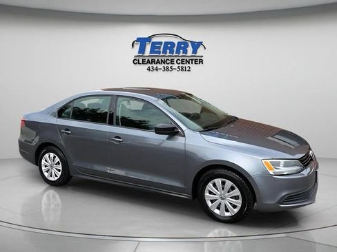 Used 2014 Volkswagen Jetta S FWD image 2