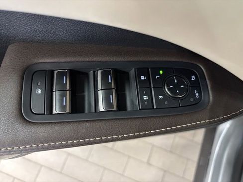Used 2023 Lexus RX 350 Premium w/ Accessory Package AWD/4WD image 9