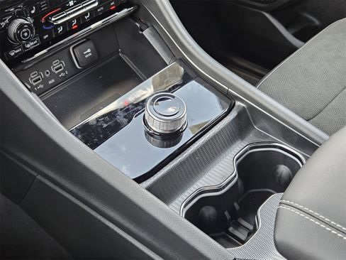 New 2025 Jeep Grand Cherokee L Altitude image 20