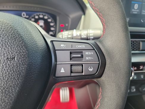 Used 2025 Honda Civic Type R image 22