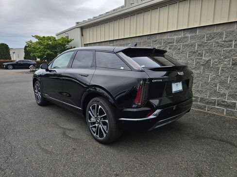 New 2026 Cadillac Optiq Sport 2 RWD image 4