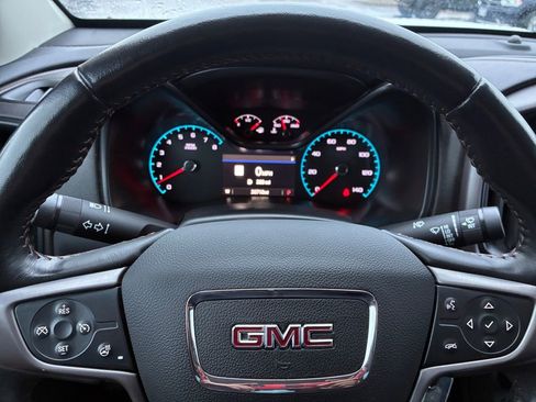 Used 2022 GMC Canyon AT4 w/ Trailering Package image 9