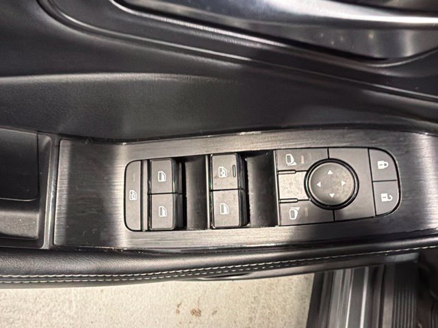 Certified 2023 Nissan Rogue SV w/ SV Premium B Package AWD/4WD image 18