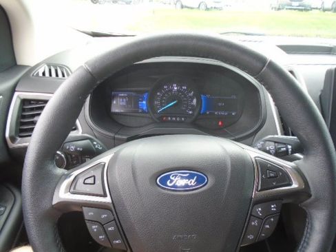 Used 2024 Ford Edge SEL w/ Convenience Package AWD/4WD image 17