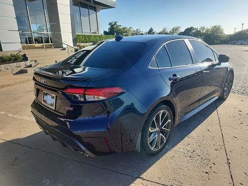 Used 2020 Toyota Corolla XSE image 3