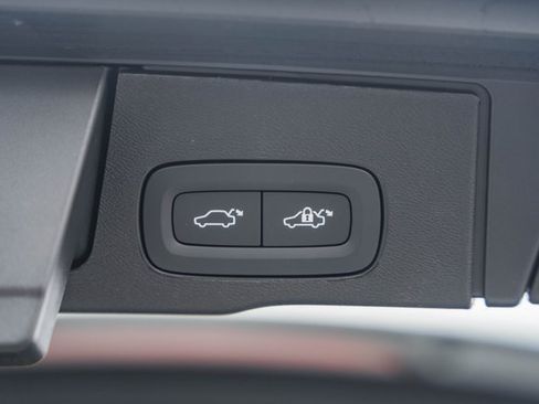 New 2026 Volvo XC60 B5 Plus w/ Protection Package Premier image 10