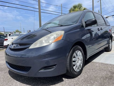 Used 2008 Toyota Sienna LE FWD image 2