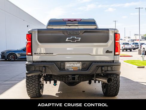Used 2025 Chevrolet Silverado 2500 ZR2 w/ ZR2 Bison Edition AWD/4WD image 8