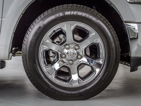 Used 2015 RAM 1500 Laramie w/ Convenience Group RWD image 14