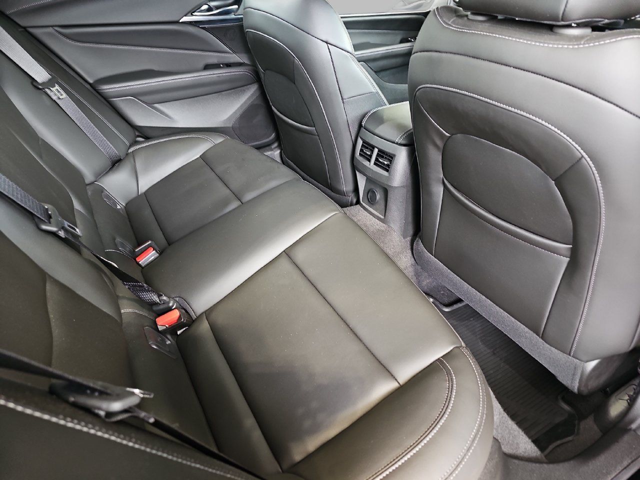 Certified 2023 Cadillac CT4 Luxury w/ Sun And Sound Package AWD/4WD image 11