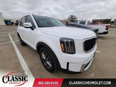 Used 2025 Kia Telluride LX