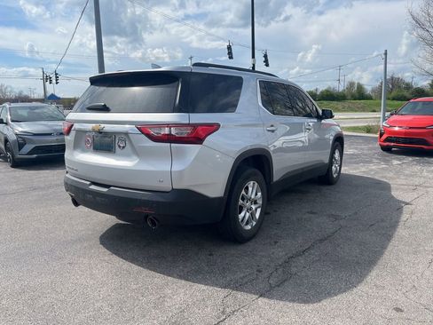 Used 2021 Chevrolet Traverse LT w/ LPO, Floor Liner Package image 3