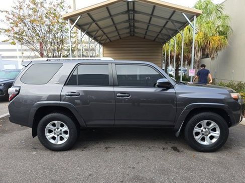 Used 2016 Toyota 4Runner Limited image 6